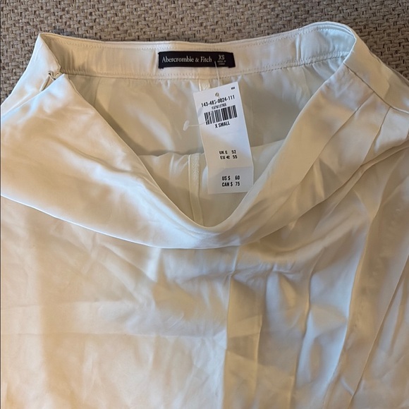 White skort set - Picture 4 of 6